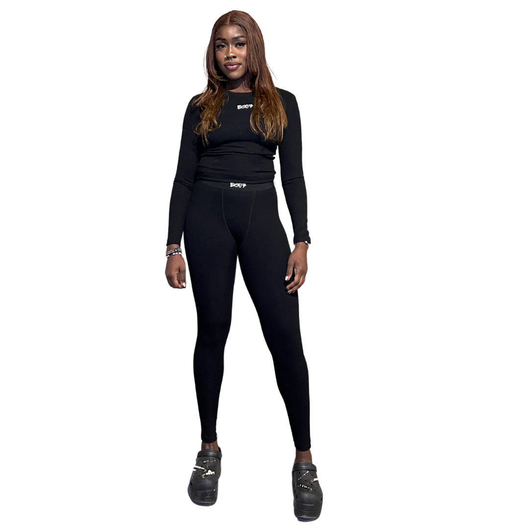 BLACK LOGO LEGGING